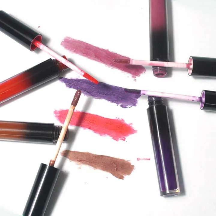 أحمر شفاه سائل نباتي غير لامع Vegan Matte Liquid Lipstick