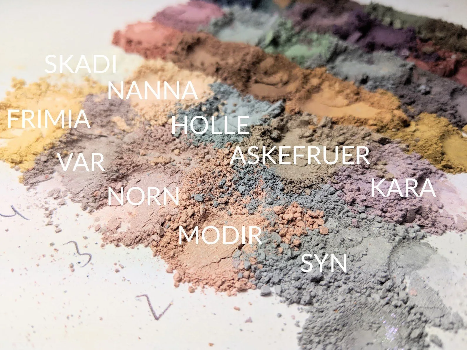 KARA - Matte Eyeshadow