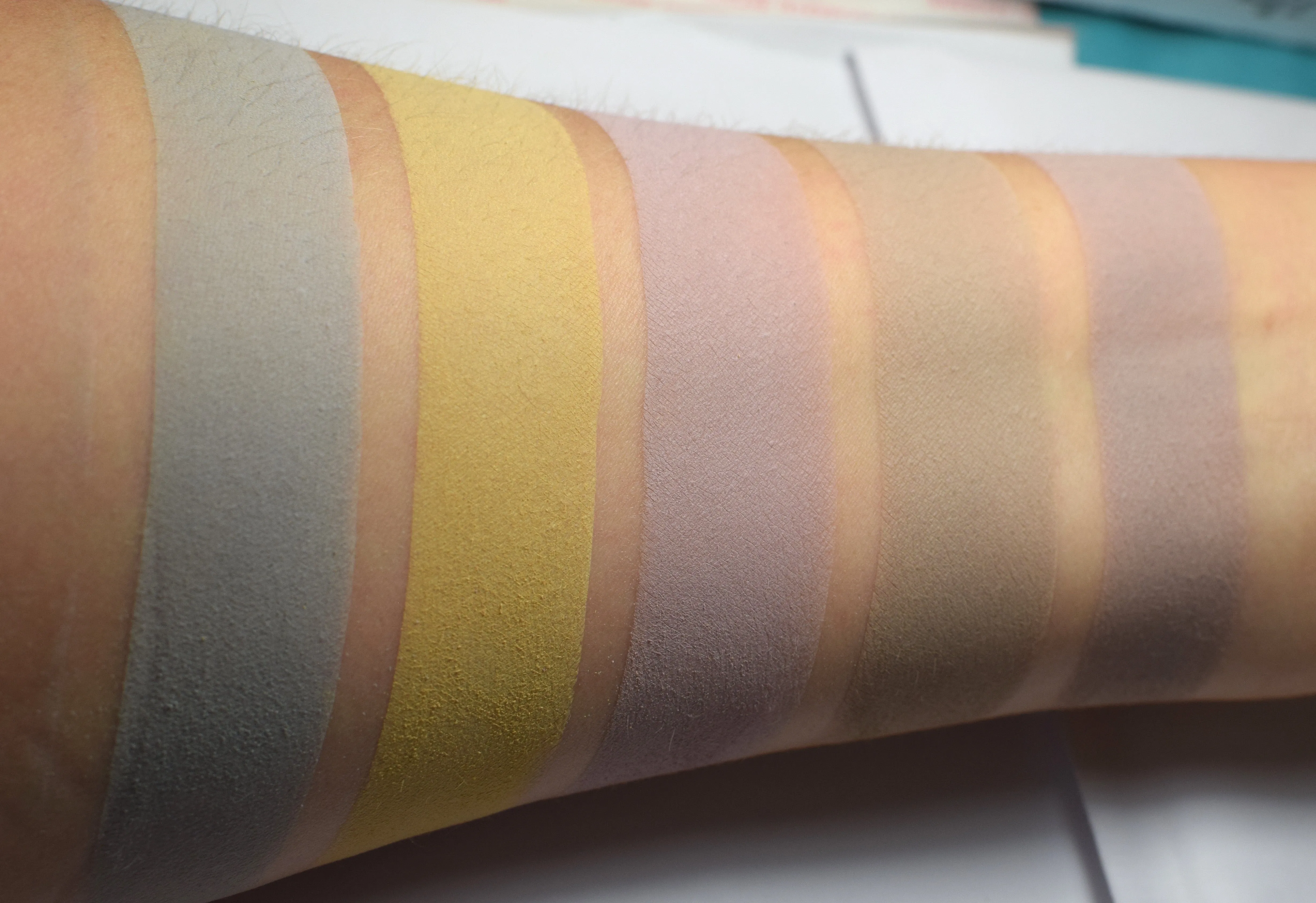 KARA - Matte Eyeshadow