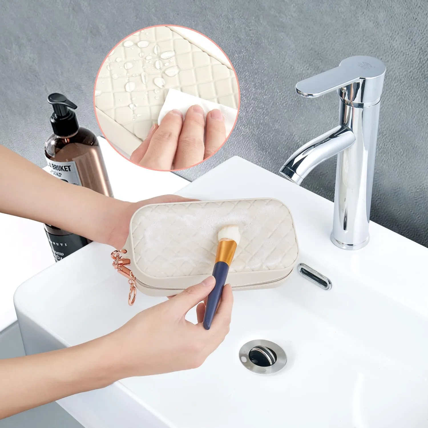 Portable Travel Makeup Bag,Soft Silicone Waterproof Toiletry Cosmetic Bag for Women,Upgrade Anti-Fall Out Zipper Closure Organizer Makeup Case -(Starlight)